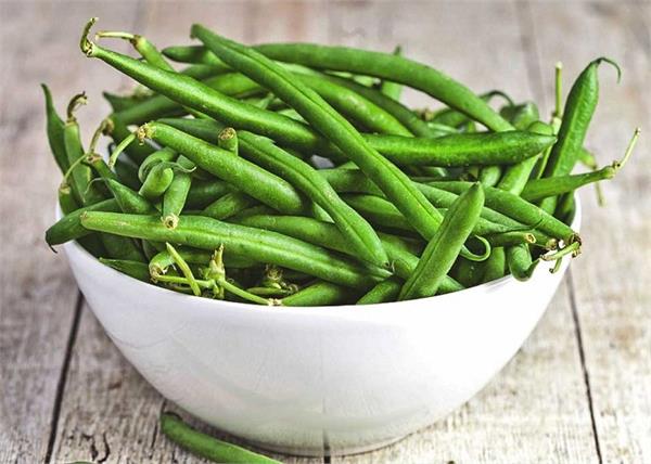 फाइबर और प्रोटीन से भरपूर है ग्रीन बीन्स, जानिए इसे खाने के अनेक फायदे