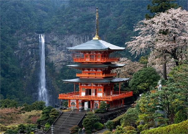 Beautiful! जापान की ये 10 खूबसूरत जगहें मोह लेंगी हर किसी का मन