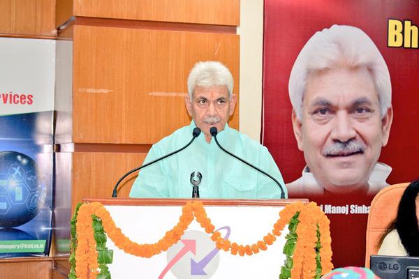 BSNL ने देश में पहली बार शुरू की इंटरनेट टेलीफोनी सेवा, ग्राहकों को डाउनलोड करना होगा Wings एप BSNL ने देश में पहली बार शुरू की इंटरनेट टेलीफोनी सेवा, ग्राहकों को डाउनलोड करना होगा Wings एप