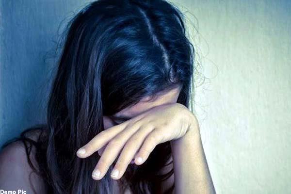 जाले में चोरों, गीदड़ का आतंक, दो घरों को खाली कर गए चोर | Deshaj Times Image result for लडà¤à¤¾ à¤à¤¾ à¤
पहरण