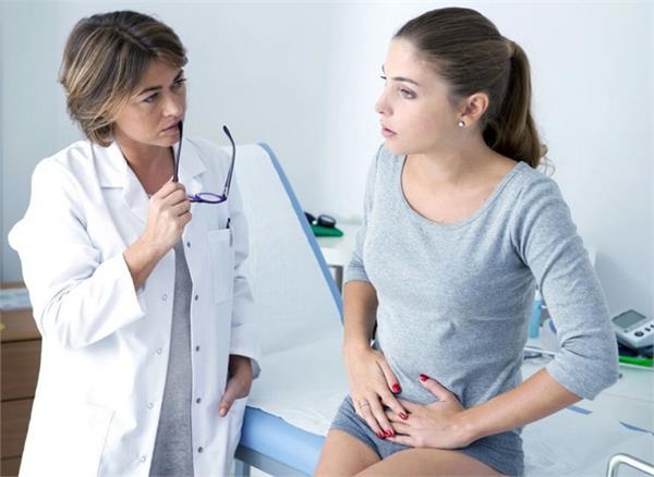 बच्चेदानी निकलवाने का सोच रही हैं तो पहले जान लें इसके नुकसान