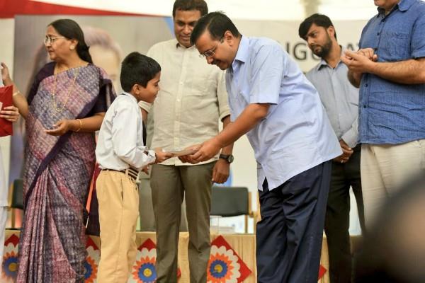 Image result for kejriwal modi khattar