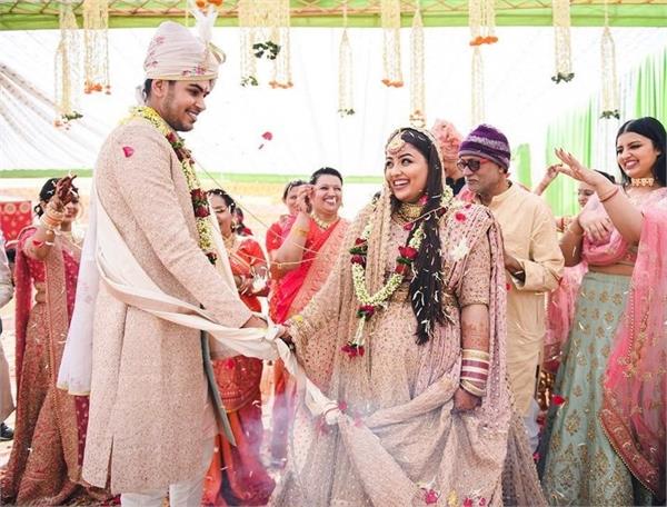 पुराने नहीं, नए जमाने के कपल लेते हैं ये 7 वचन!