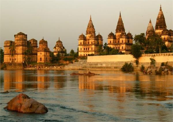 ओरछा की हवाओं में है ऐतिहासिक भारत की खुशबू, जरुर जाएं घूमने