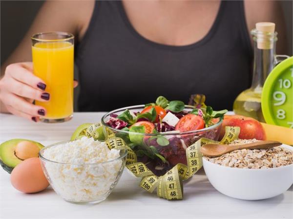 Women Health: वर्किंग हो या हाउसवाइस, ऐसा होना चाहिए आपका Diet Plan