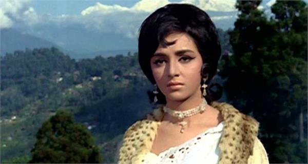 पति की वजह से खत्म हुआ था इस एक्ट्रेस का करियर, ठेले से श्मशान तक पहुंचाई थी लाश