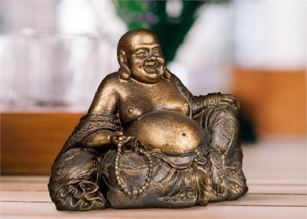 फेंगशुई टिप्स: एक नहीं, कई तरह के होते हैं लाफिंग बुद्धा, हर किसी का है अलग महत्व