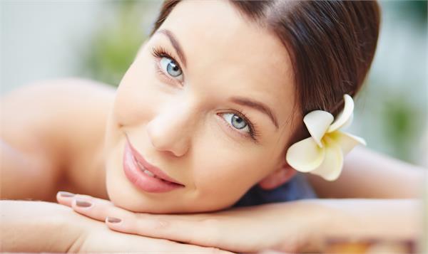 बिना सनसक्रीन लगाए Tanning से यूं बचाएं स्किन, हैल्दी भी रहेगी त्वचा