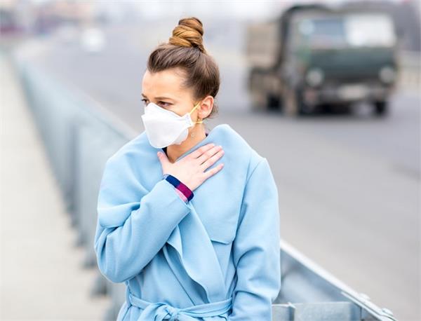 प्रदूषण की वजह से खराब हो रहे हैं फेफड़े, जानें कैसे रख सकते हैं इनका बचाव