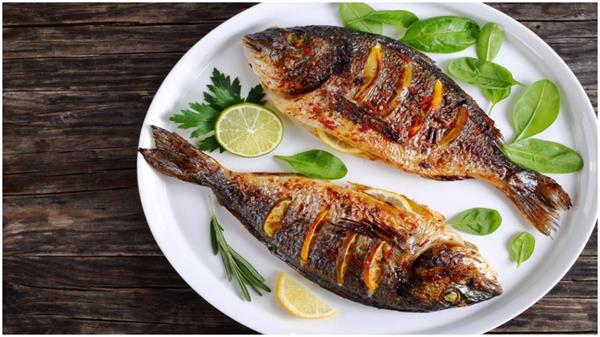 मछली खाने से ही मिलेंगे ये 8 फायदे लेकिन जान लें सही मात्रा