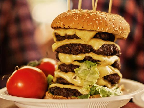 जंक फूड से हो सकती है आपके सोचने-समझने की शक्ति कमजोर