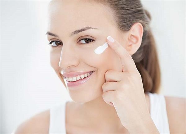 क्या सच में सांवली स्किन को गोरा करती है फेयरनेस क्रीम? जानिए सच