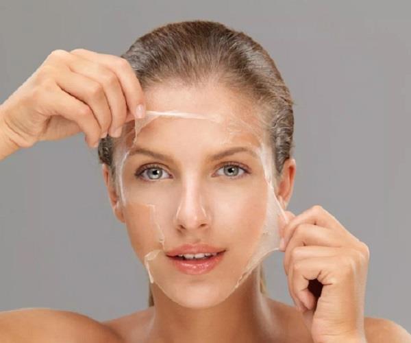 चेहरे पर इंस्टेंट ग्लो लाएगा Peel Off Mask , डेड स्किन भी होगी दूर