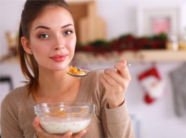 ब्रेकफास्ट में जरुर खाएं यह 1 चीज, वजन होगा कंट्रोल और पेट भी रहेगा सही