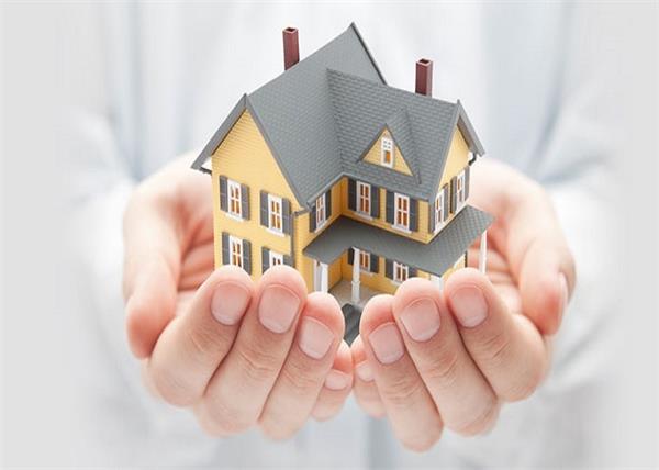 कंगाली लाते हैं बेडरूम में रखे झूठे बर्तन, जानिए छोटे-छोटे वास्तु टिप्स