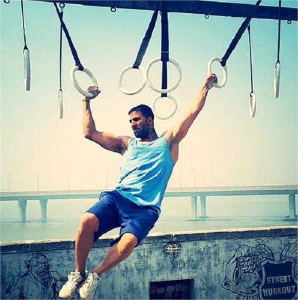 53 साल की उम्र में 25 के दिखते हैं अक्षय, जानिए उनका फिटनेस सीक्रेट