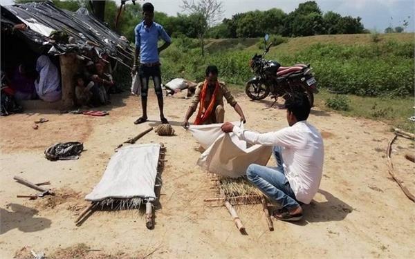 खुले में शौच करना नाबालिगों को पड़ा महंगा, लाठियों से मार की हत्या