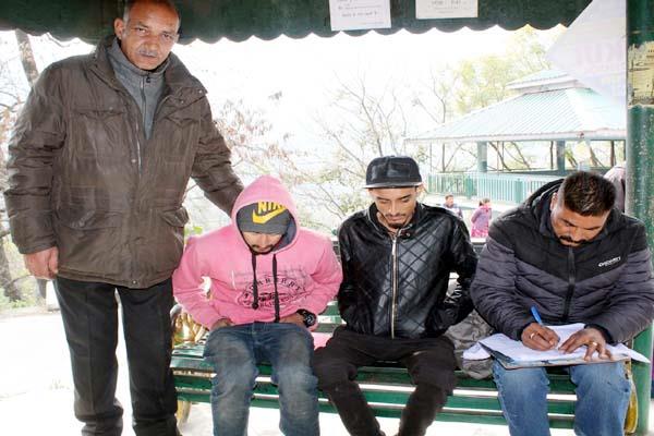 2 youth arrested with hashish