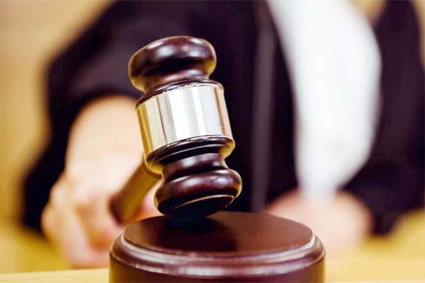 court gave punishment to accused in cheque bounce case