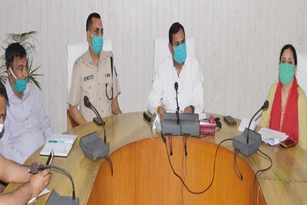 इस जिला में 5 हजार कामगार लौटेंगे काम पर इस जिला में 5 हजार कामगार लौटेंगे काम पर