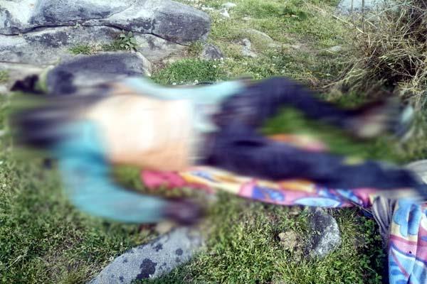 बीड़ बिलिंग के पास क्षत-विक्षत शव बरामद, जांच में जुटी पुलिस बीड़ बिलिंग के पास क्षत-विक्षत शव बरामद, जांच में जुटी पुलिस