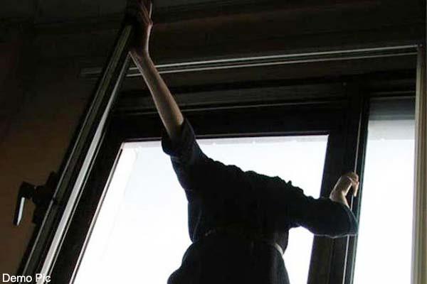 woman escaped from quarantine center