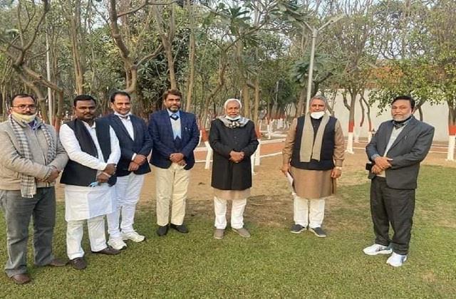 AIMIM के पांच विधायकों ने CM नीतीश से की मुलाकात, जदयू में शामिल होने की अटकलें तेज - aimim mlas meet cm nitish | Bihar News