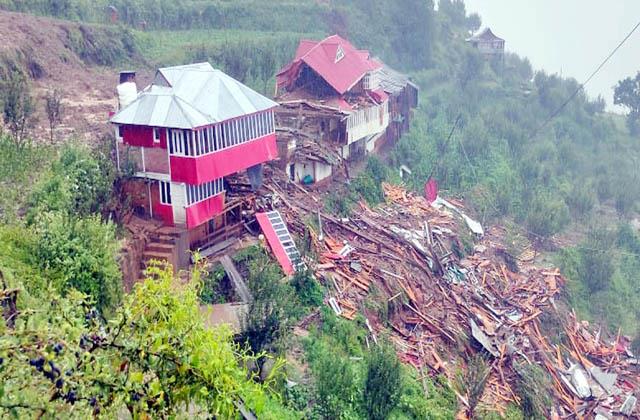 बारिश का कहर