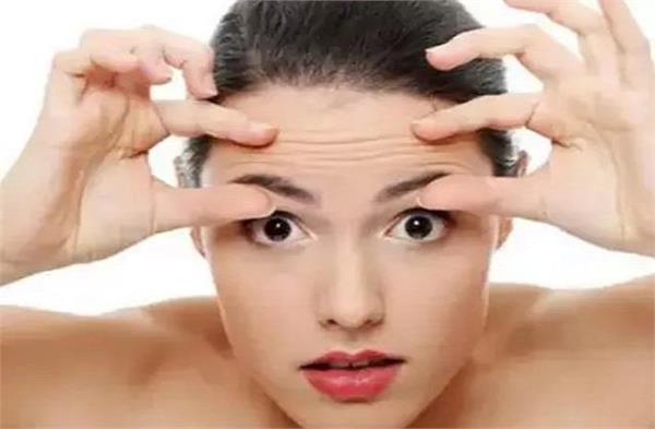 माथे पर भी होती है किस्मत की लकीरें, जानिए कितनी Lucky हो आप