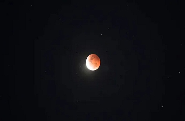 PunjabKesari Lunar eclipse remedies