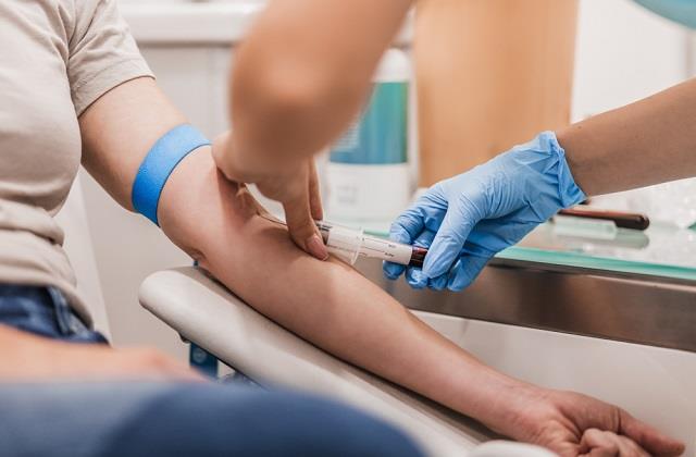 35 साल हो गई उम्र तो जरूर कराएं ये 4 स्क्रीनिंग टेस्ट, वक्त से पहले लग जाएगा कैंसर का पता