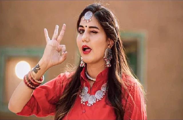 सपना चौधरी के कमरे में घुसकर बदमाशों ने गोली मारने की दी धमकी और किया ऐसा हाल...