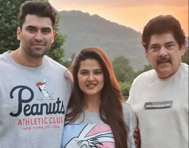 महाभारत के कर्ण के जाने से बुरी तरह टूटी उनकी बहू, बोली- आपके बिना सन्नाटा बहुत भारी लगता है