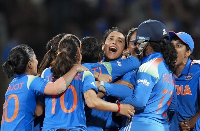 BCCI ने खोला पिटारा,  विश्व कप जीतने पर महिला टीम को 51 करोड़ रुपये देने का ऐलान