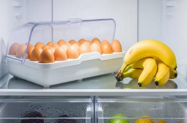 अंडे से केले तक, इन चीजों को फ्रिज में रखने से बढ़ सकता है खतरा!