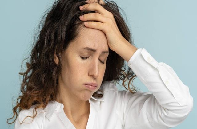 सिर घुमना और कमजोरी नहीं है नॉर्मल, समझ लीजिए शरीर में हो चुकी है Iron की कमी