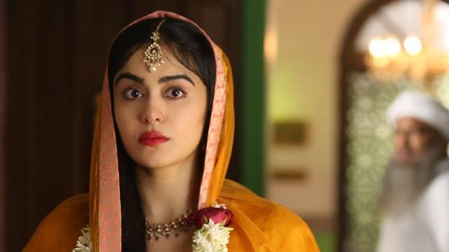 अदा शर्मा को लगा बड़ा सदमा, ‘द केरला स्टोरी’ फेम एक्ट्रेस की दादी का निधन- टूटा दुखों का पहाड़