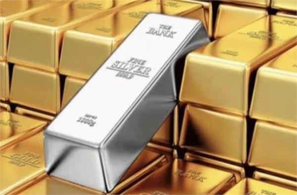 एक ही झटके में सोने के दाम में आया उछाल, आज सीधे 4,000 रुपये महंगी हुई चांदी