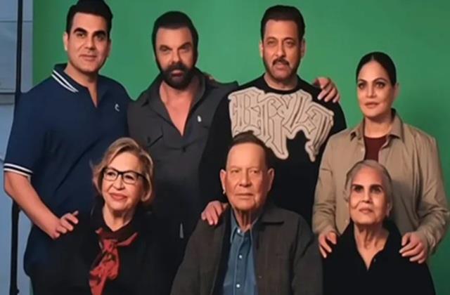 जब हेलन से शादी करने से पहले सलमान खान के पिता ने अपने बच्चों से मांगी थी परमिशन