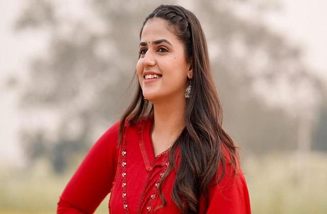 लाइव शो में हरियाणवी स्टार साथ हुई बदतमीजी, Video हुआ Viral