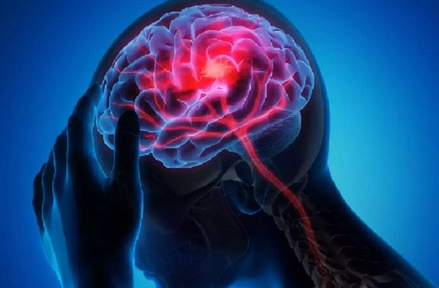 सर्दी में इस गलती से आ रहे Brain Stroke, सेहत के सबसे खतरनाक