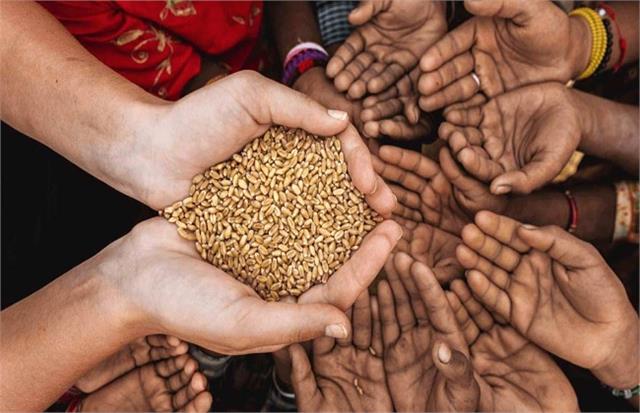 Makar Sankranti: इस दिन 1 चीज का दान जरूर कर दें, पूरा साल नहीं आएगा कष्ट