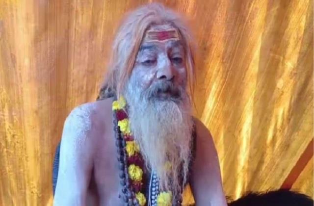 '400 लोगों को देते थे Salary अचानक मांगने लगे भीख' IIT Baba के बाद महाकुंभ में वायरल हुए MTech Baba