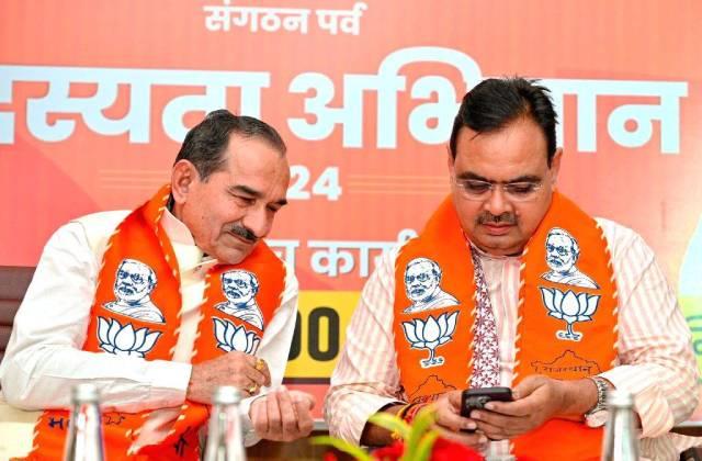 पंचायती राज उपचुनावों में जनता ने भजनलाल सरकार के विकास कार्यों पर लगाई मोहर- मदन राठौड़ - people have approved the development work in panchayat raj by elections madan-mobile