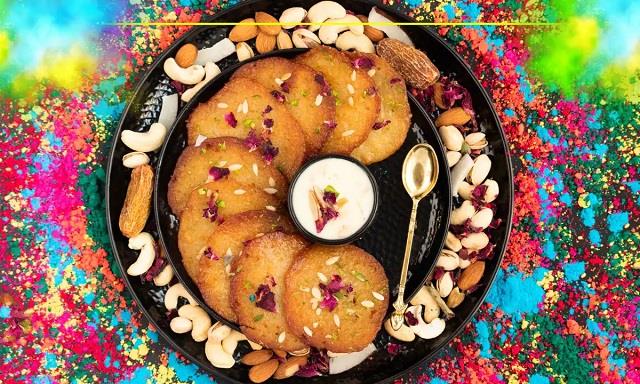 मालपुआ के बिना अधूरा है Holi का त्योहार, फटाफट नोट कर लें रेसिपी