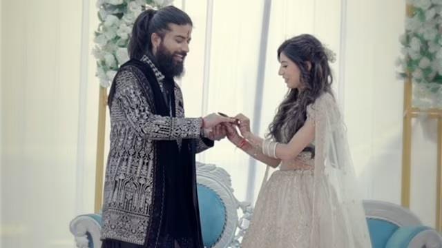 UK Rider अनुराग डोभाल ने रचाई सीक्रेट सगाई, सोशल मीडिया पर Viral हुई तस्वीरे