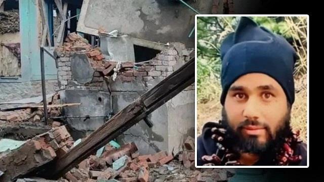 पहलगाम हमले के बाद सुरक्षाबलों का तगड़ा एक्शन, आतंकियों के घरों को मिट्टी में मिलाया