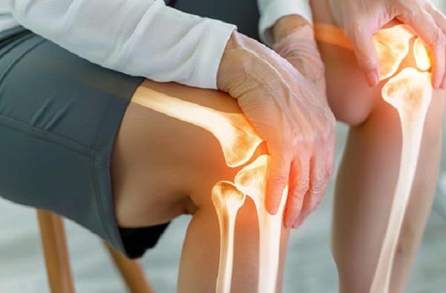 घर बैठे ही घुटनों का दर्द ठीक कर देगी डायबिटीज की यह दवा, मोटापे भी रहेगा कंट्रोल में