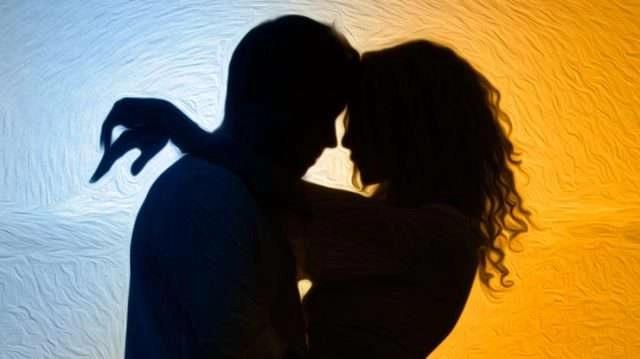 पति के लिए बेहद Lucky होती हैं इस नाम अक्षर की लड़कियां, जीवन में लाती हैं अपार सफलता