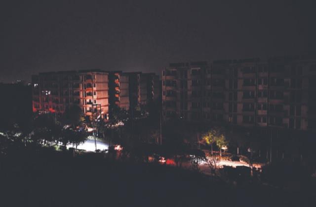 चंडीगढ़ में बजाया गया चेतावनी का सायरन, लोगों को दी घरों में रहने की सलाह